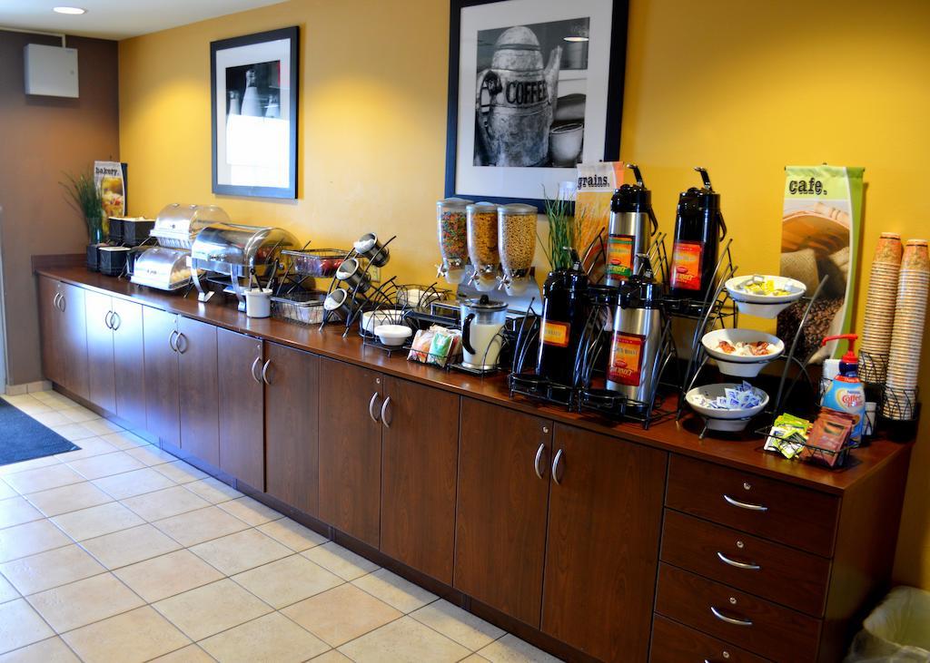 Microtel Inn And Suites By Wyndham Rawlins Esterno foto