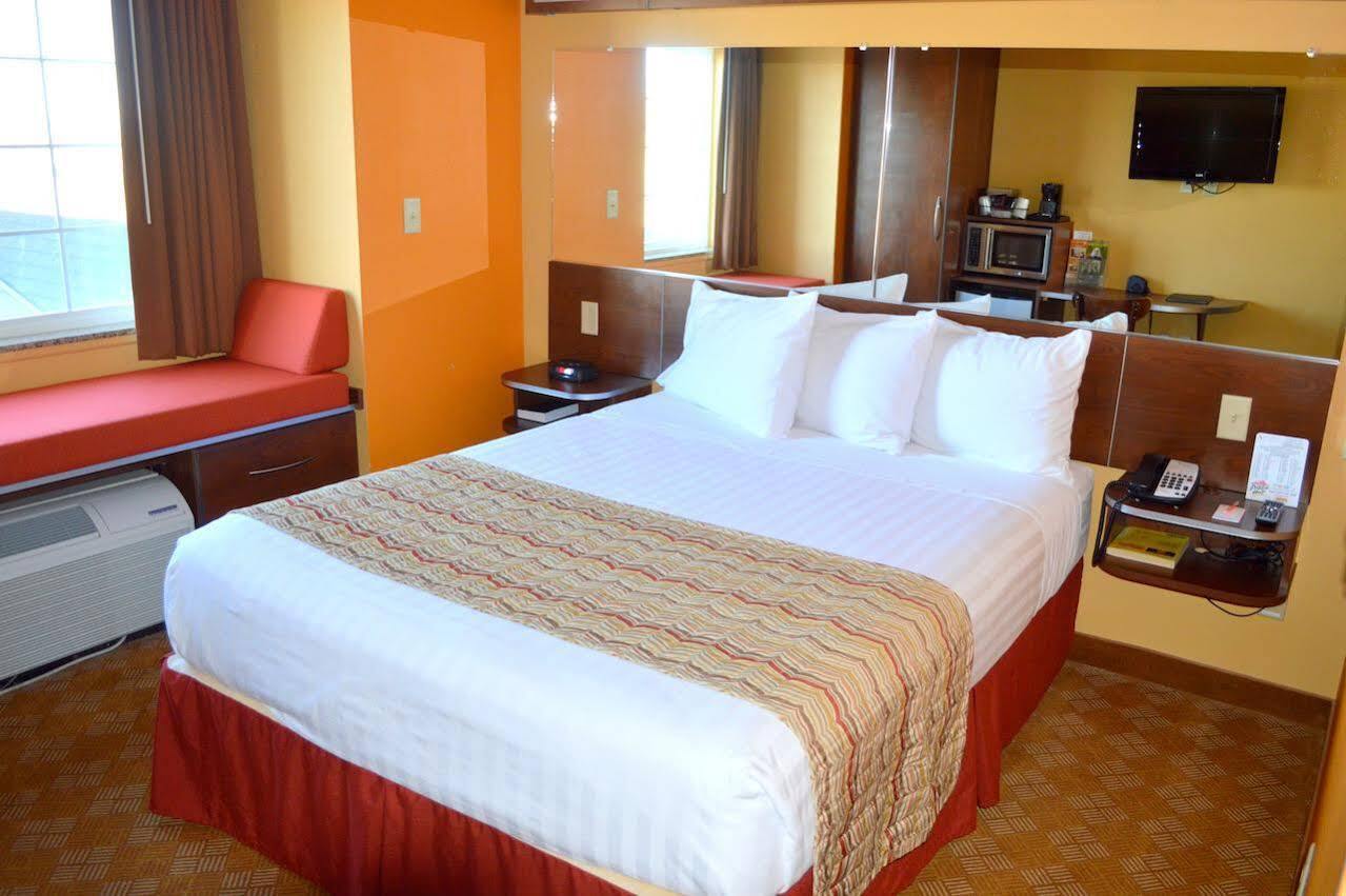 Microtel Inn And Suites By Wyndham Rawlins Esterno foto